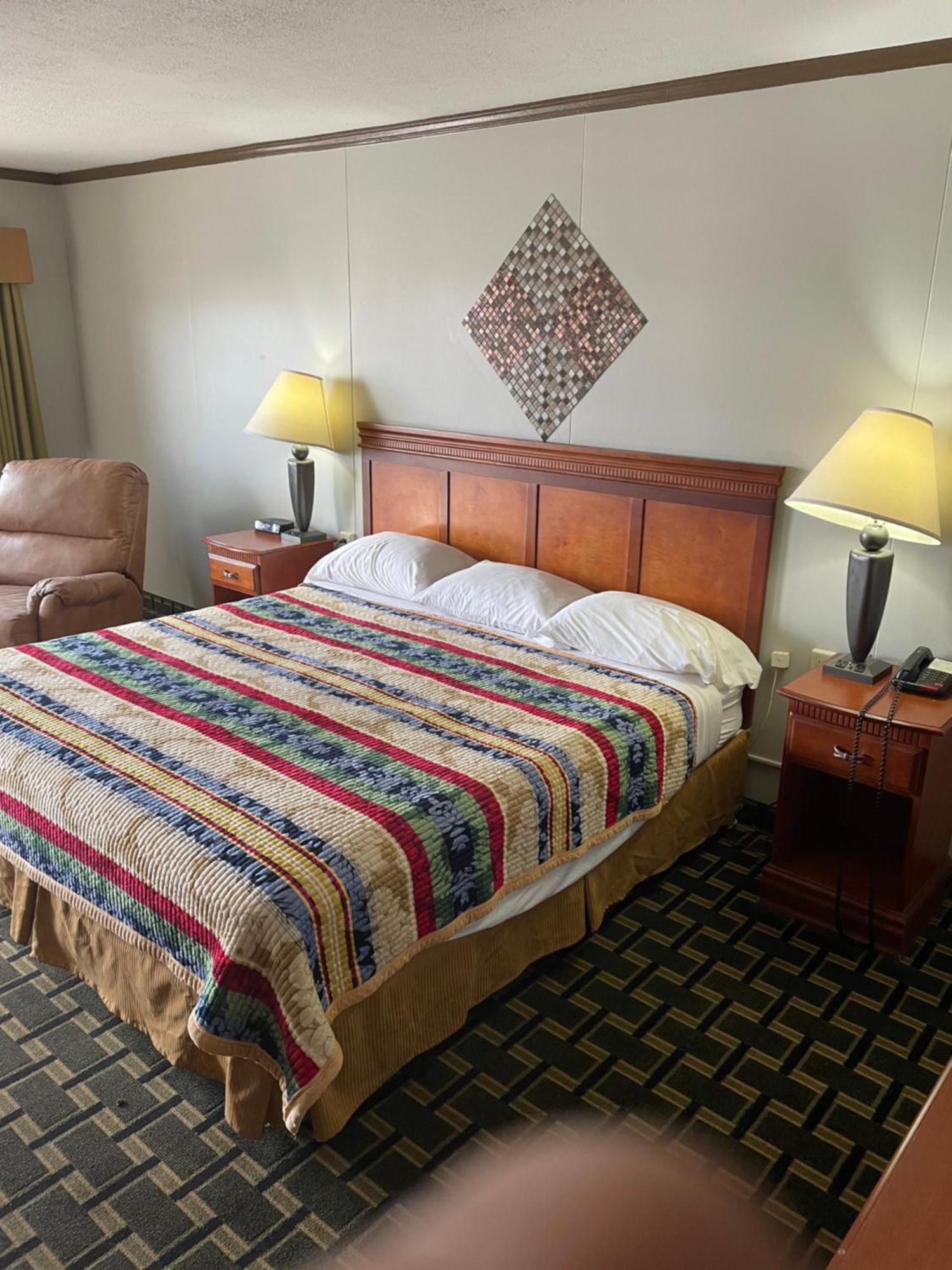 Bedford Inn Elk City Eksteriør bilde